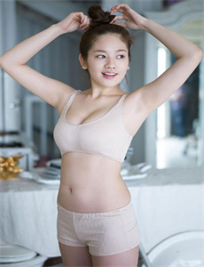 换妻案-帝王调教跪爬乳环上朝惩罚视频